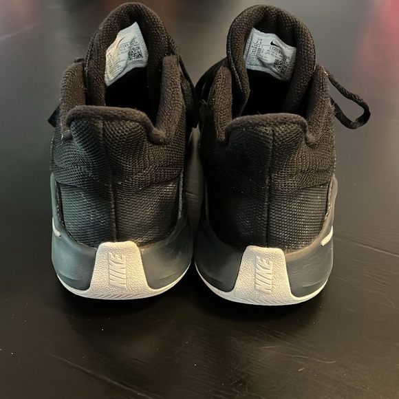 Nike shoes sneakers - Picture 4 of 7